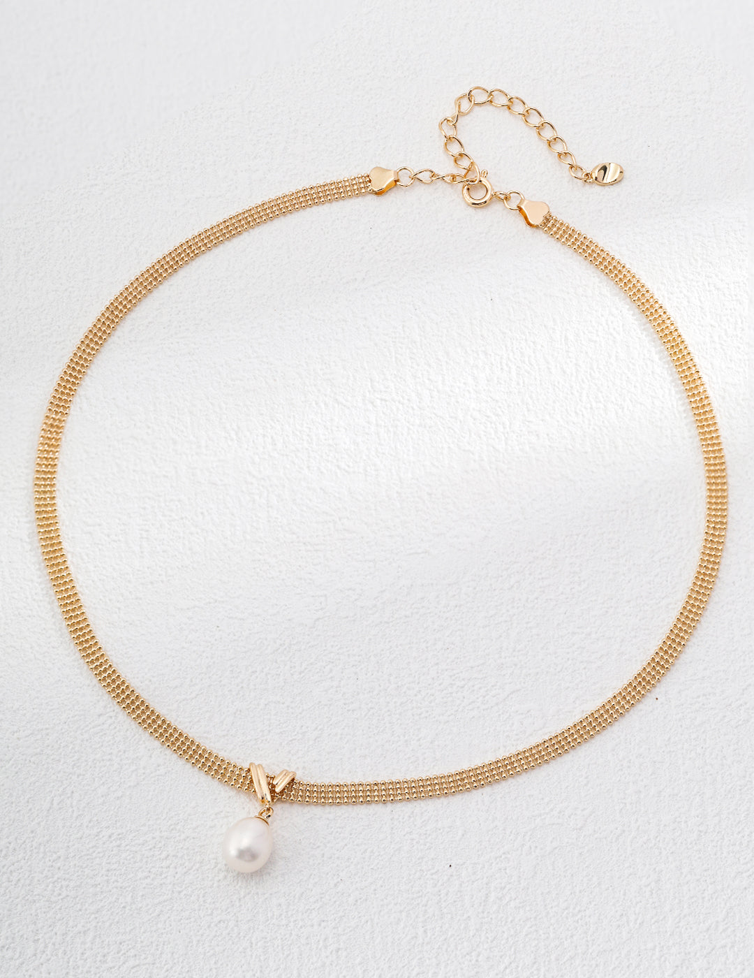 Minimal Pearl Drop Chain Necklace
