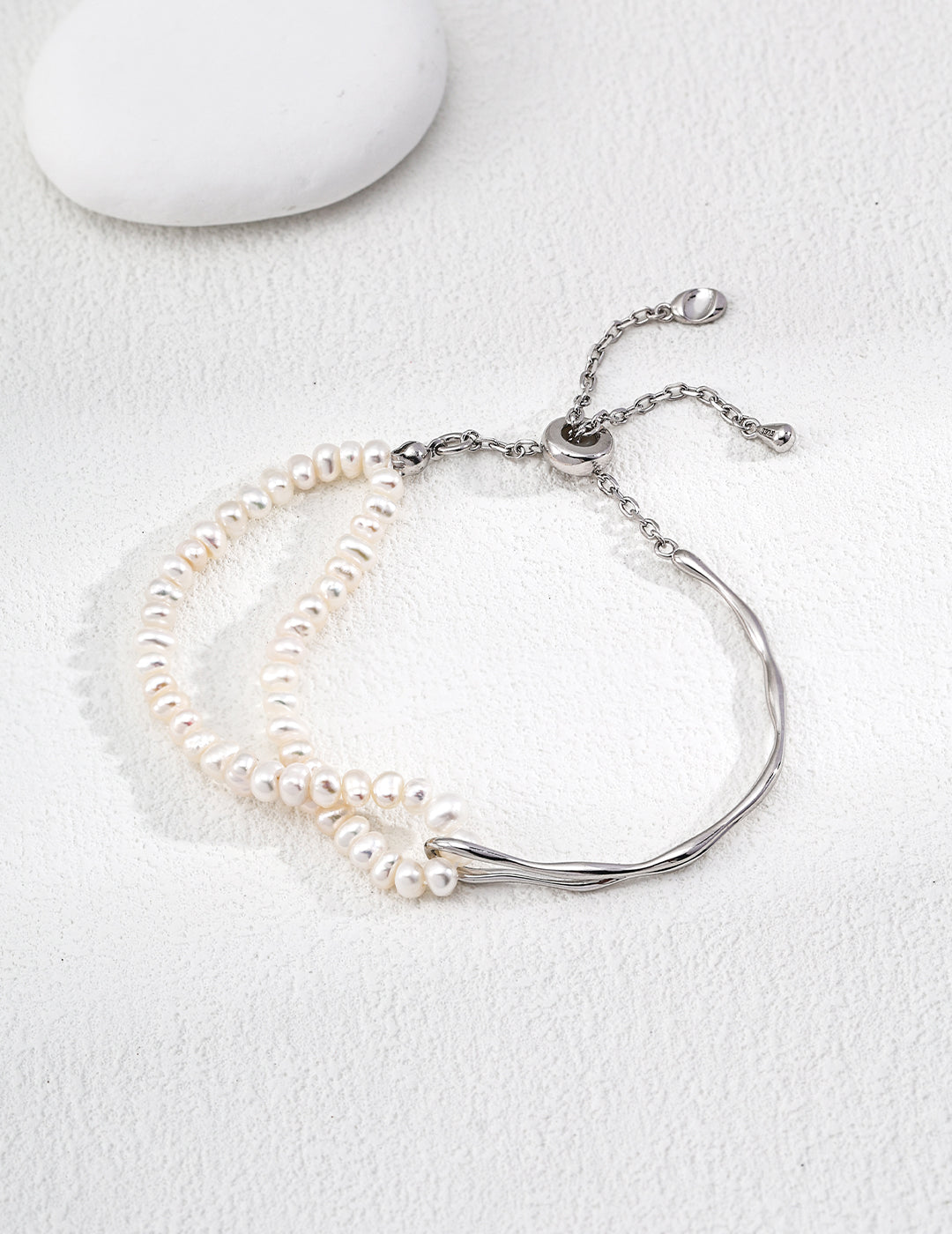 Wave Half Bangle Pearl Bracelet