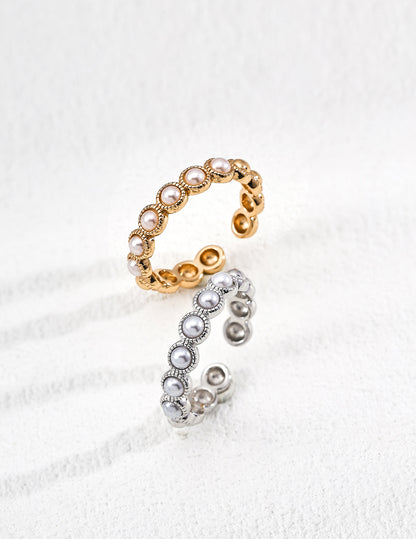 Elara Pearl Band Ring