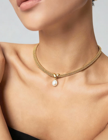 Minimal Pearl Drop Chain Necklace