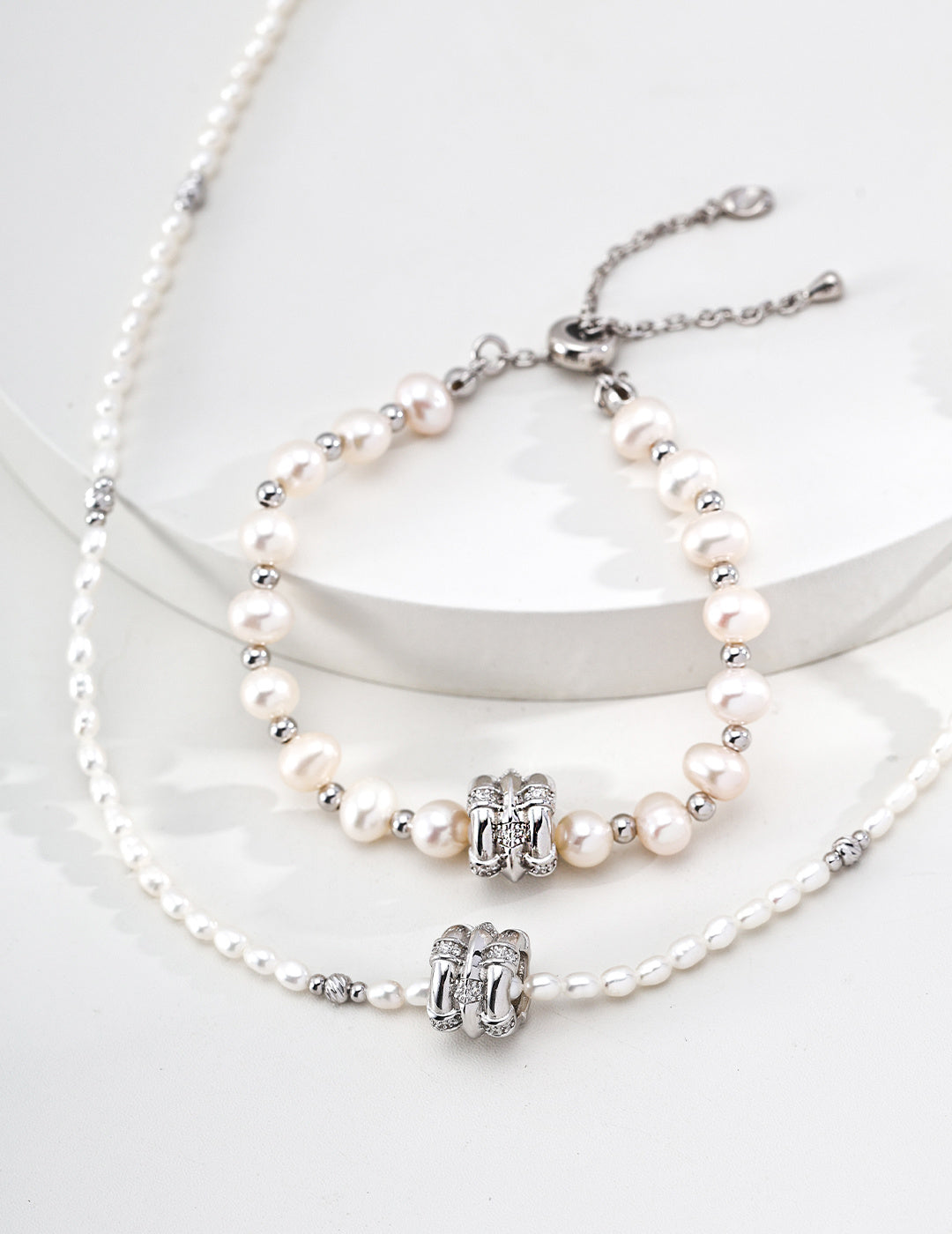 Vintage Gold Pearl Lucky Bracelet