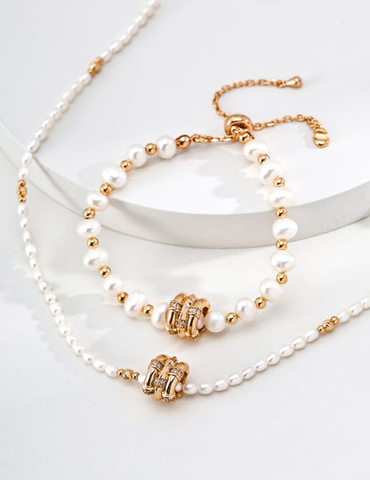 Vintage Gold Pearl Lucky Bracelet
